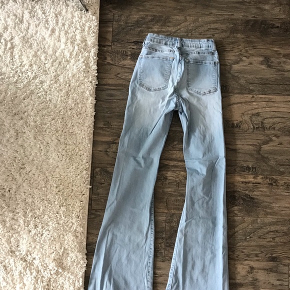 High waisted Flare Jeans - Picture 2 of 6